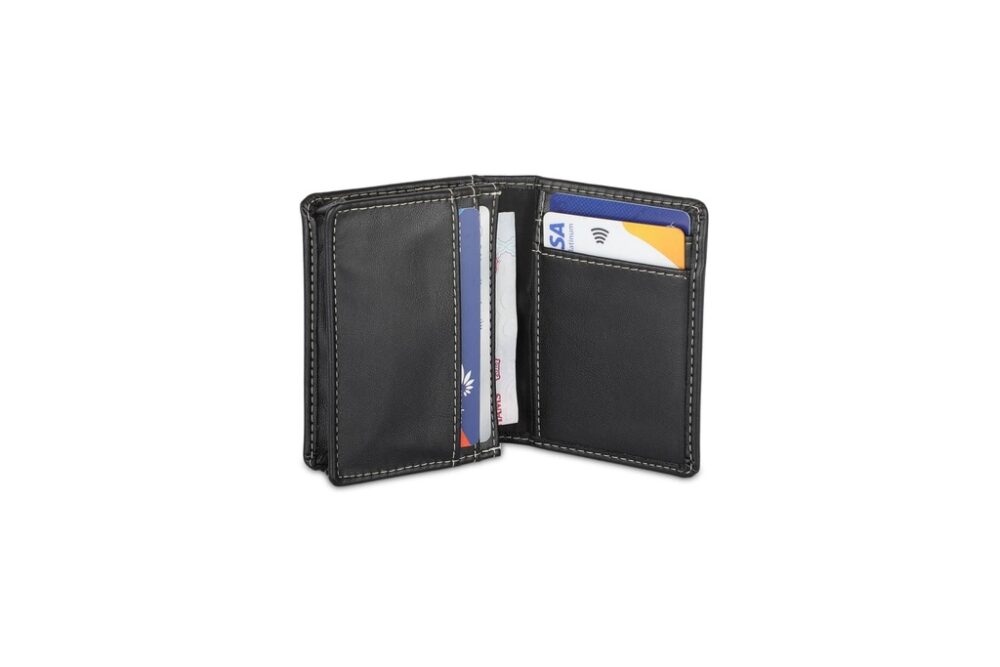 LANCY - eco-neutral® Cactus Leather Card Case - Image 6