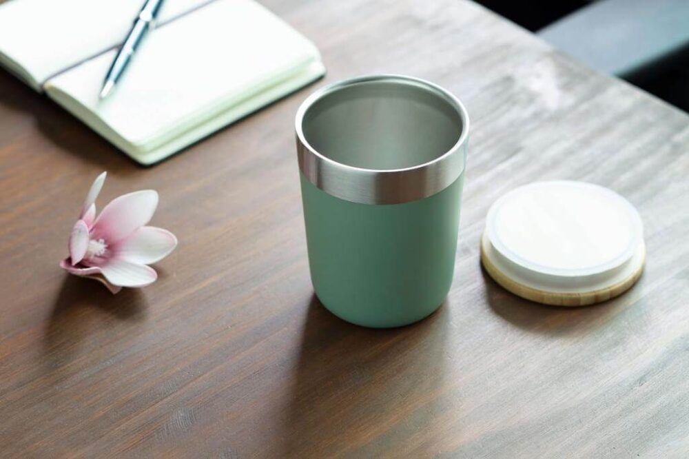 R-LAREN - CHANGE Collection Recycled Insulated Mug - Green - Image 7