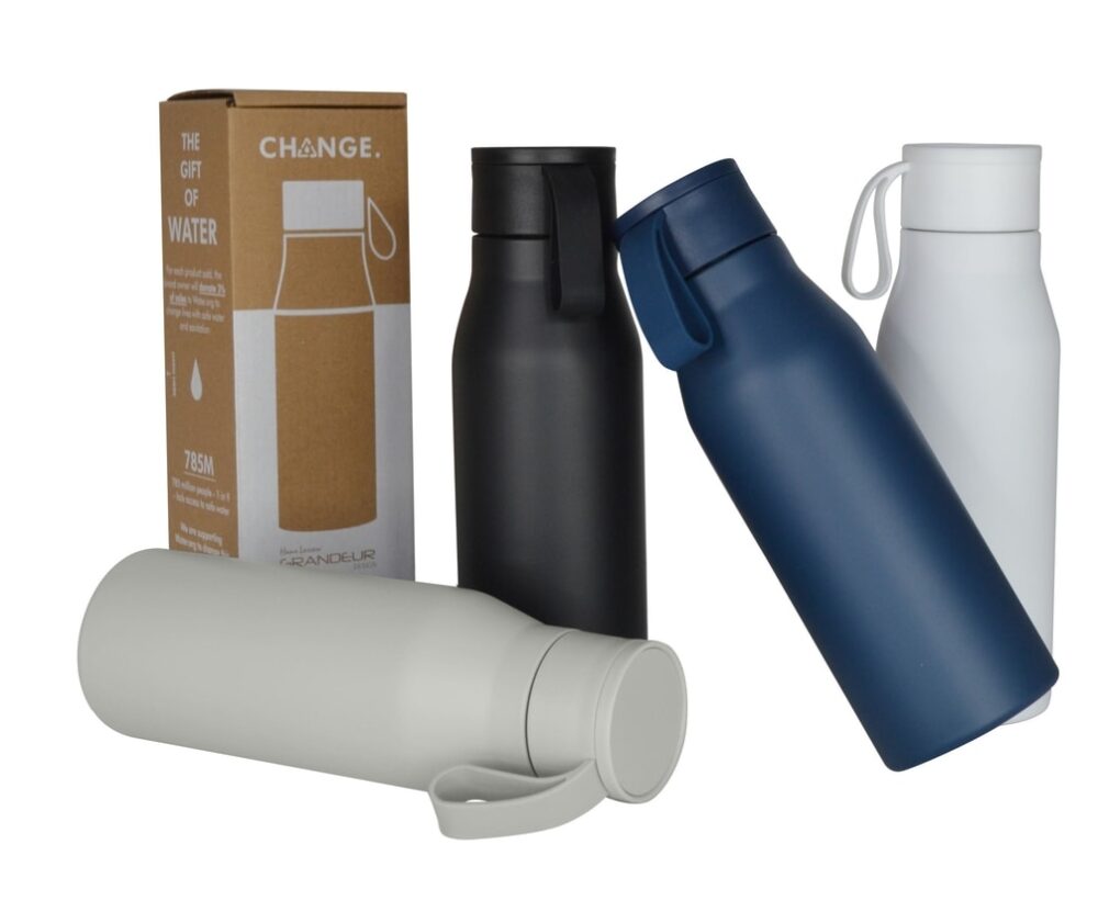 R-NEBRA - CHANGE Collection Recycled Stainless Steel Vacuum Bottle with Loop - Navy Blue - Image 5