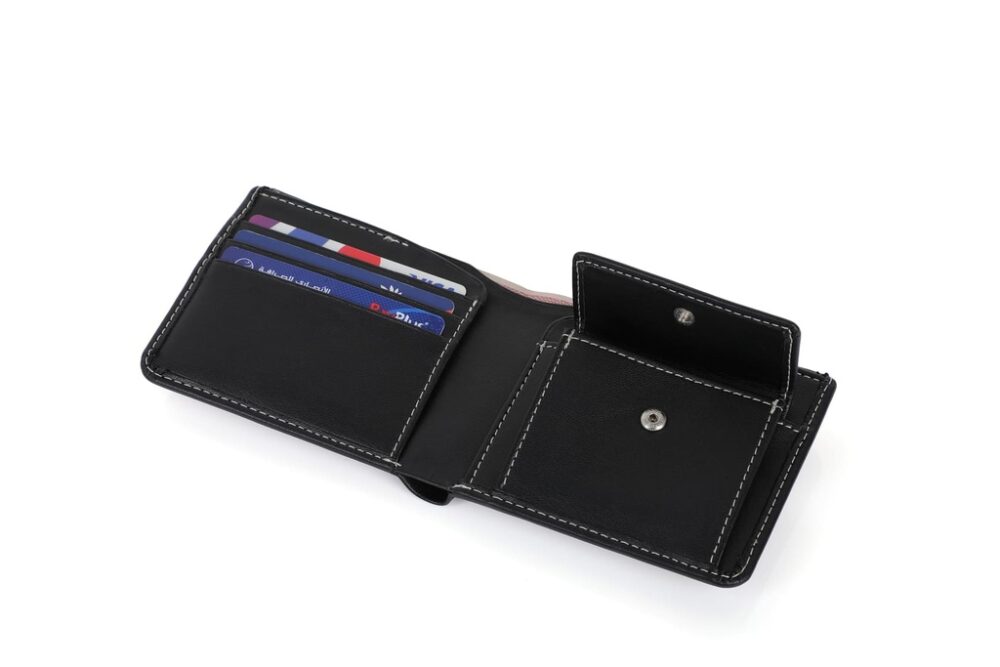 FISS - eco-neutral® Cactus Leather Men's Wallet with Coin Pocket - Image 10